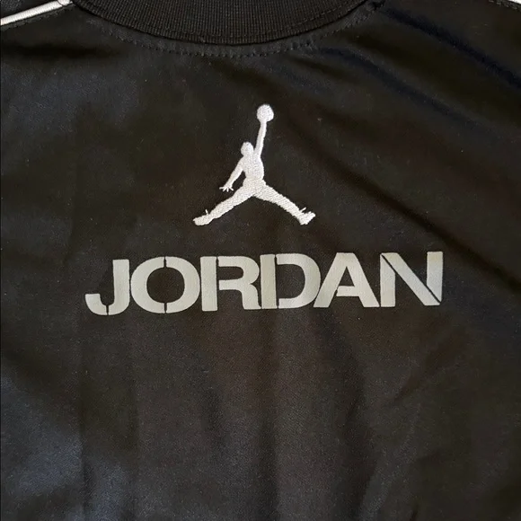 Nike & Jordan Kids Shirts - Black and Gray - Picture 5 of 6
